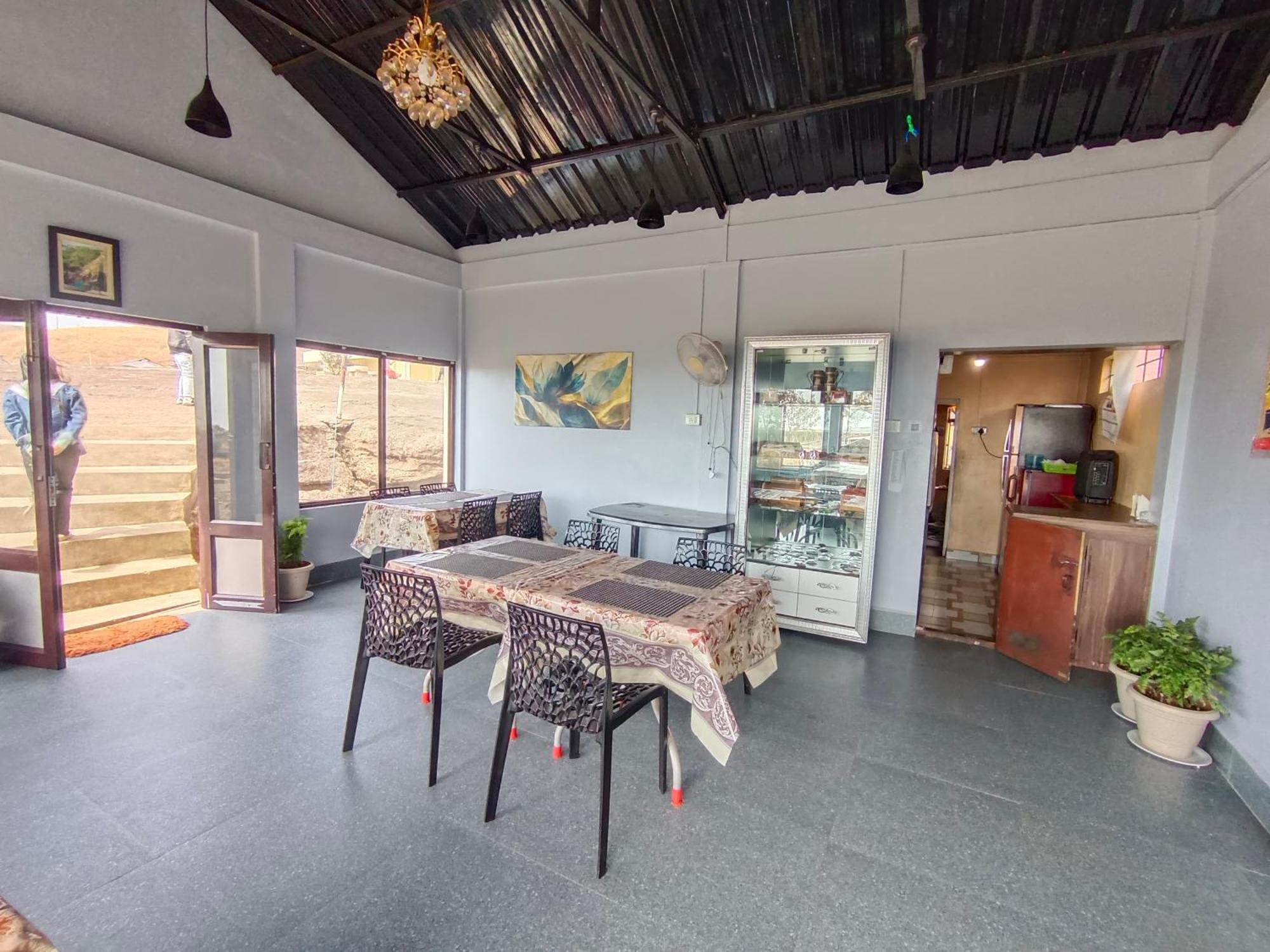 Serene Resort Cherrapunji Eksteriør billede